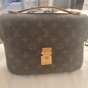 Buy Authentic Louis Vuitton Monogram Canvas Pochette Metis Cross Body Bag  Handbag Article: M40780 at